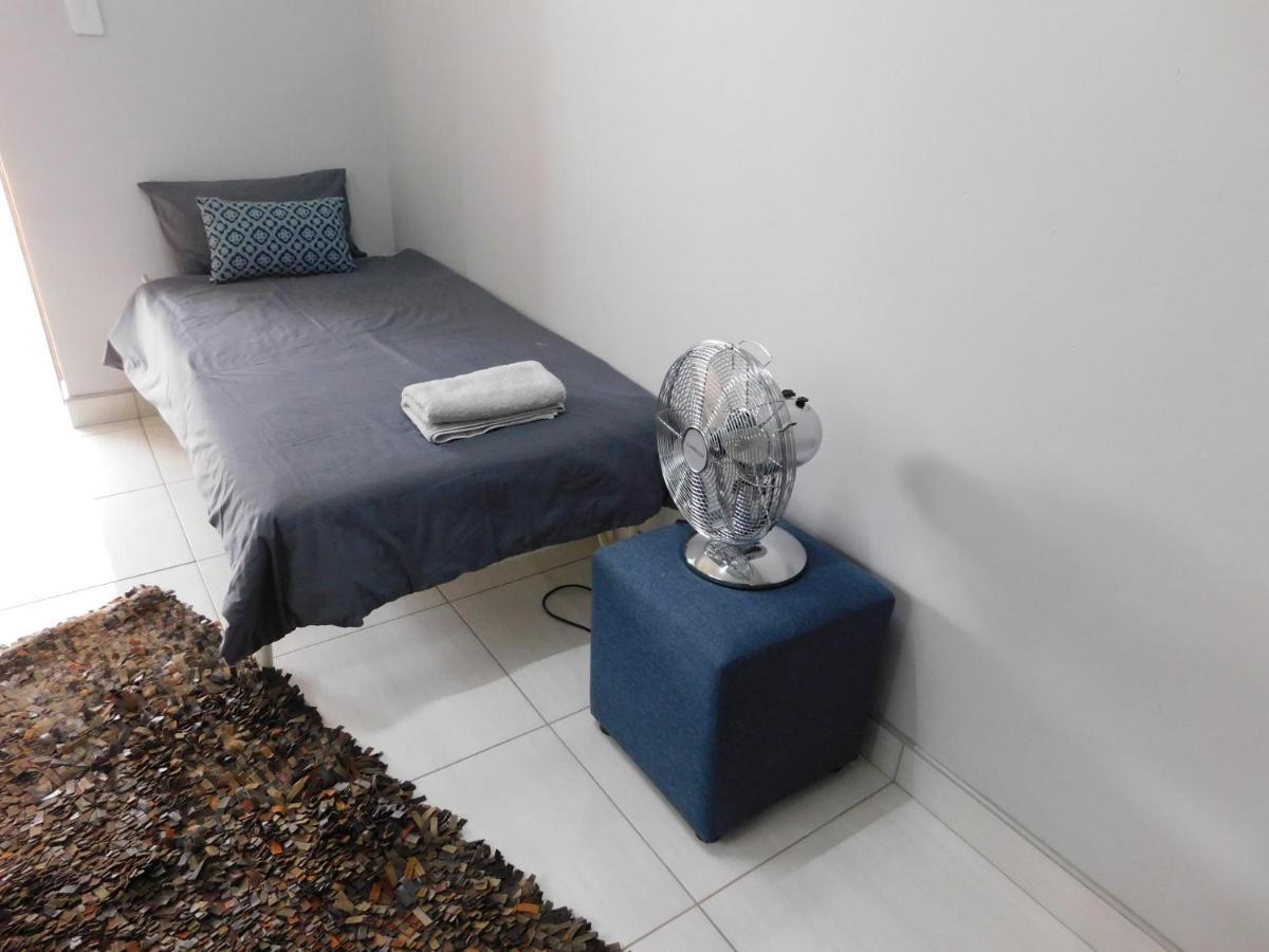 Meteorite Rest Camp Ξενοδοχείο Grootfontein Εξωτερικό φωτογραφία