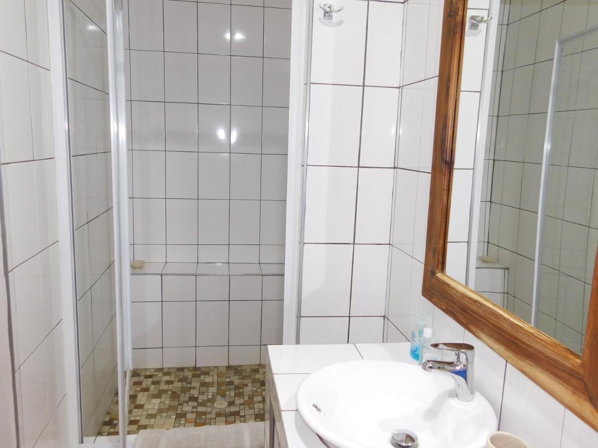 Meteorite Rest Camp Ξενοδοχείο Grootfontein Εξωτερικό φωτογραφία