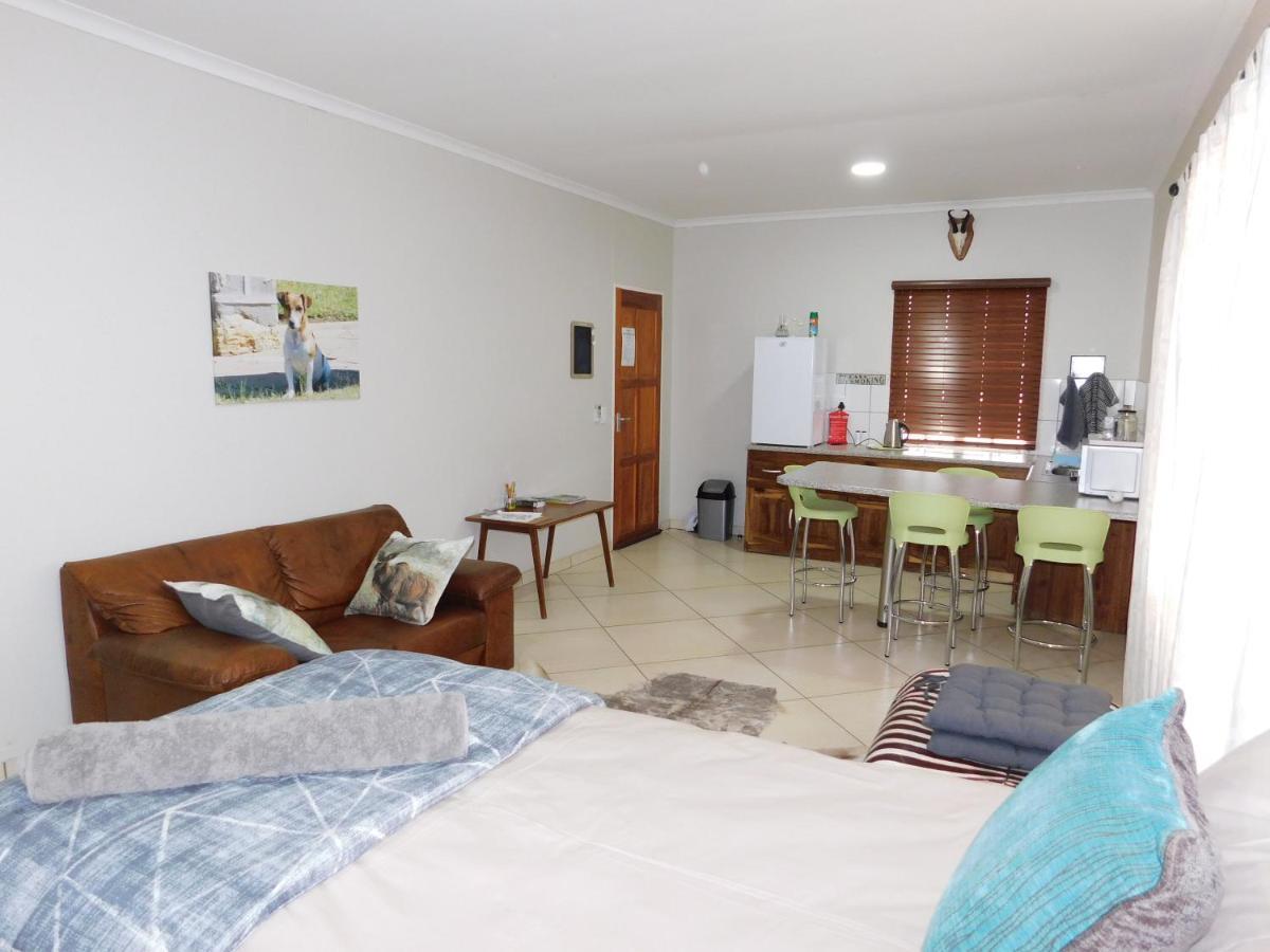 Meteorite Rest Camp Ξενοδοχείο Grootfontein Εξωτερικό φωτογραφία